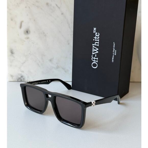 NEW Off White Stratford Black Aviator Unisex Sunglasses - Picture 1 of 5